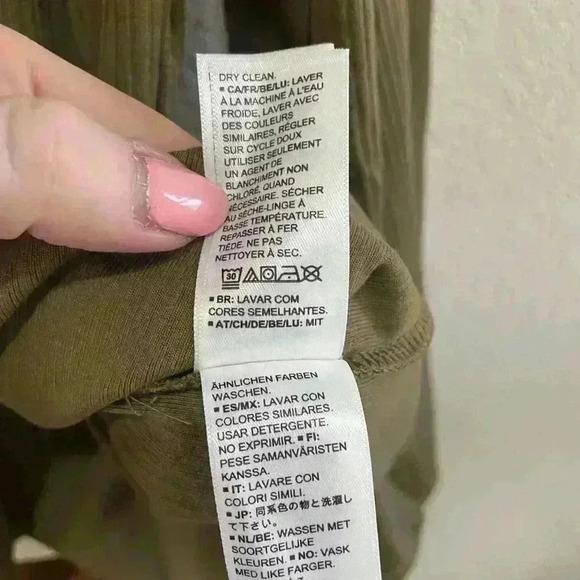 ⚡️5/$20 bundle sale⚡️ Women's Square-Neck Balloon-Sleeve Top XXL - Picture 9 of 10